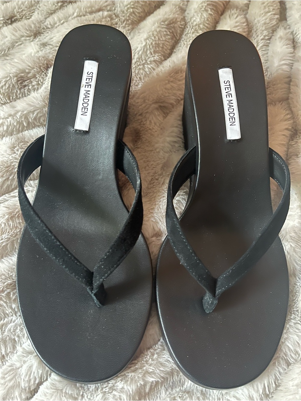 Steve Madden Black Wedge Thong Sandals